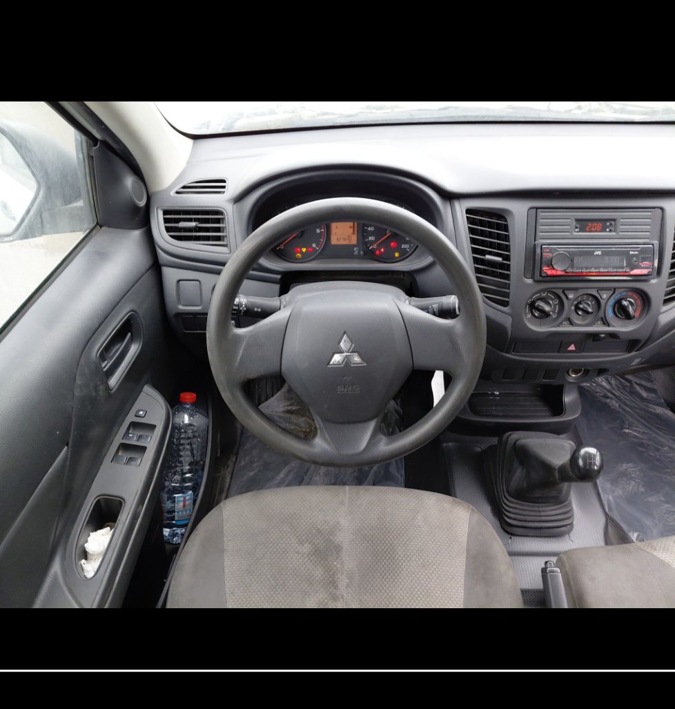 ميتسوبيشي L200  2023 image