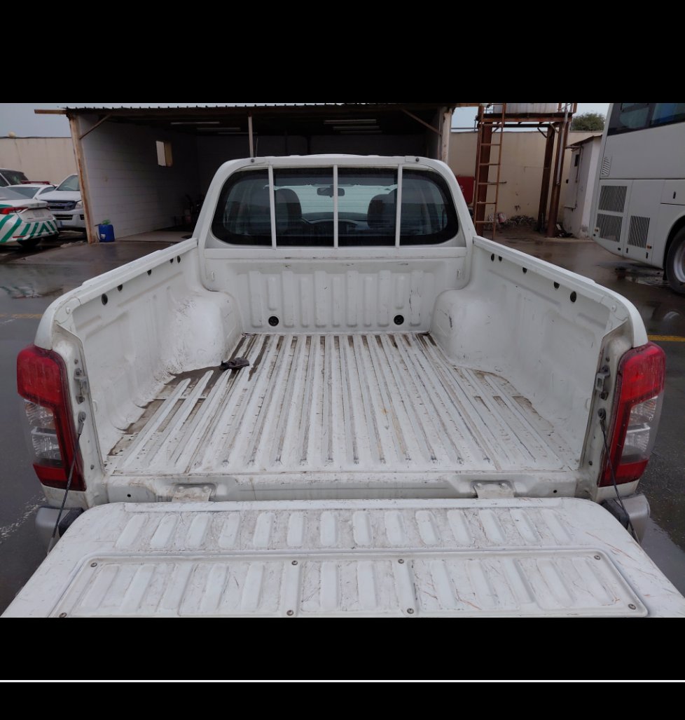 ميتسوبيشي L200  2023 image