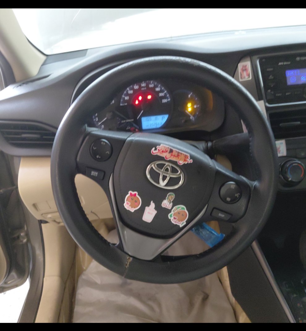 Toyota Yaris Y FLT 2021 image