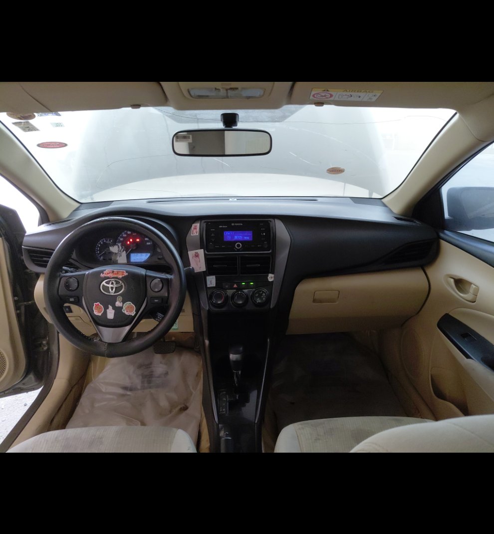 Toyota Yaris Y FLT 2021 image