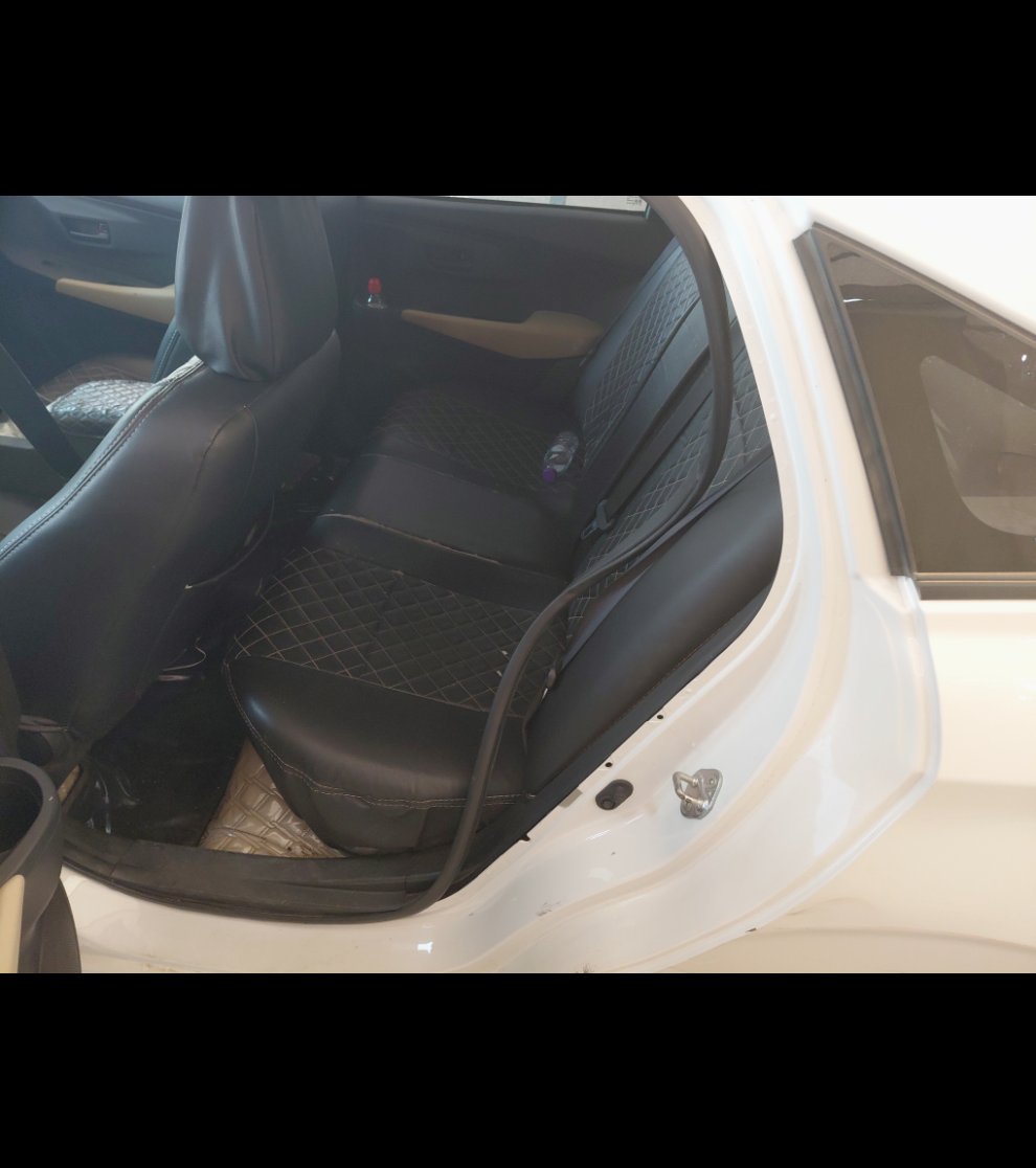 Toyota Yaris Y 2023 image