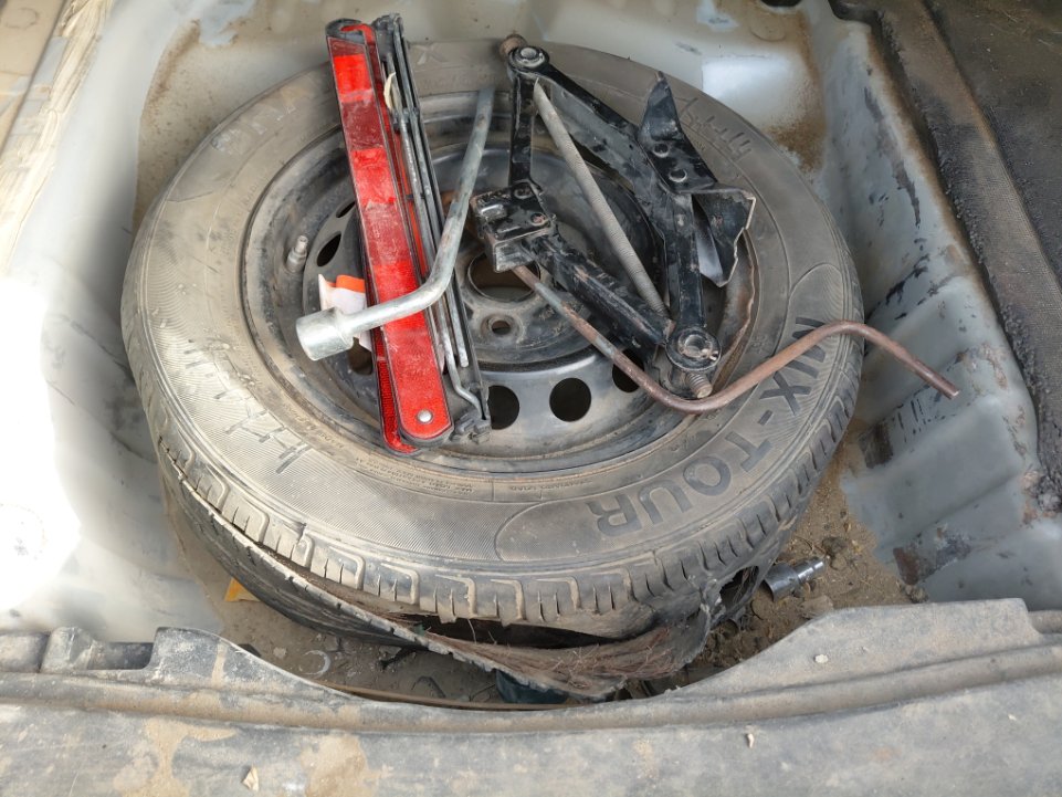 Toyota Yaris Y FLT 2020 image