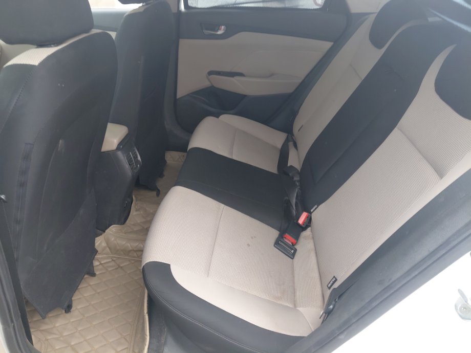 Hyundai Accent GL 2020 image