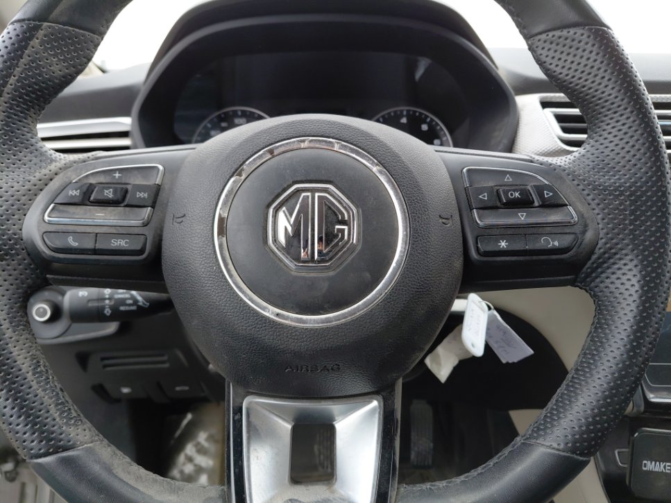 MG 5 عادي 2024 image