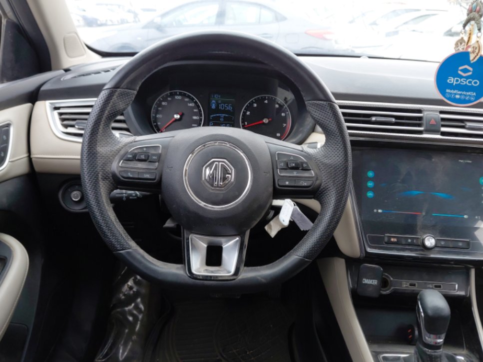 MG 5 عادي 2024 image