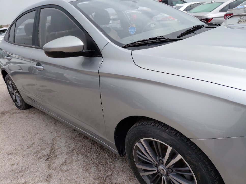 MG 5 عادي 2024 image