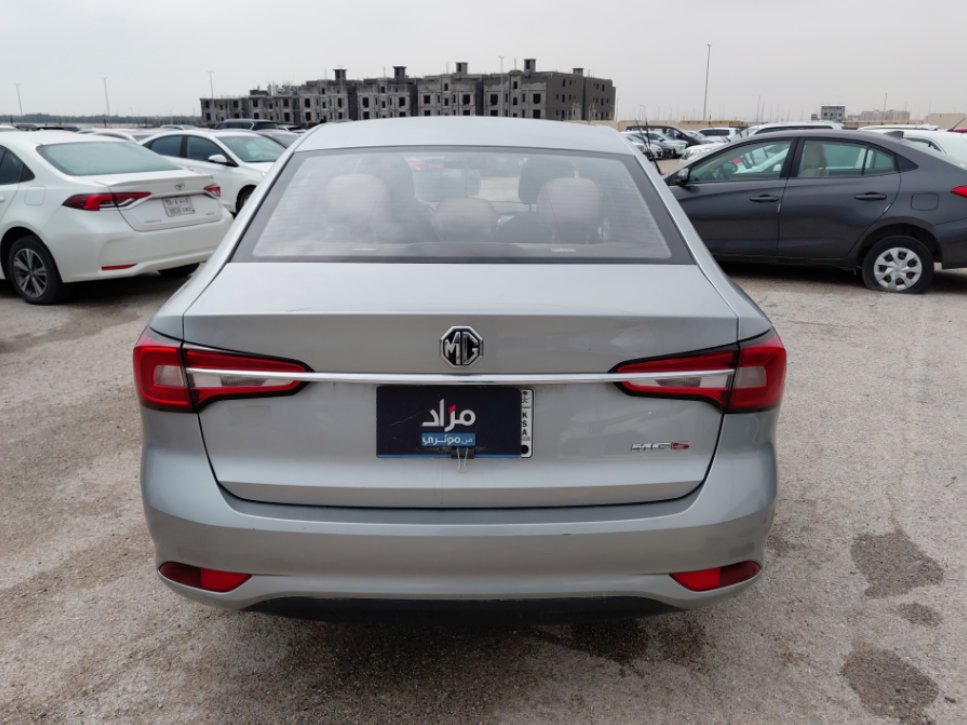 MG 5 عادي 2024 image