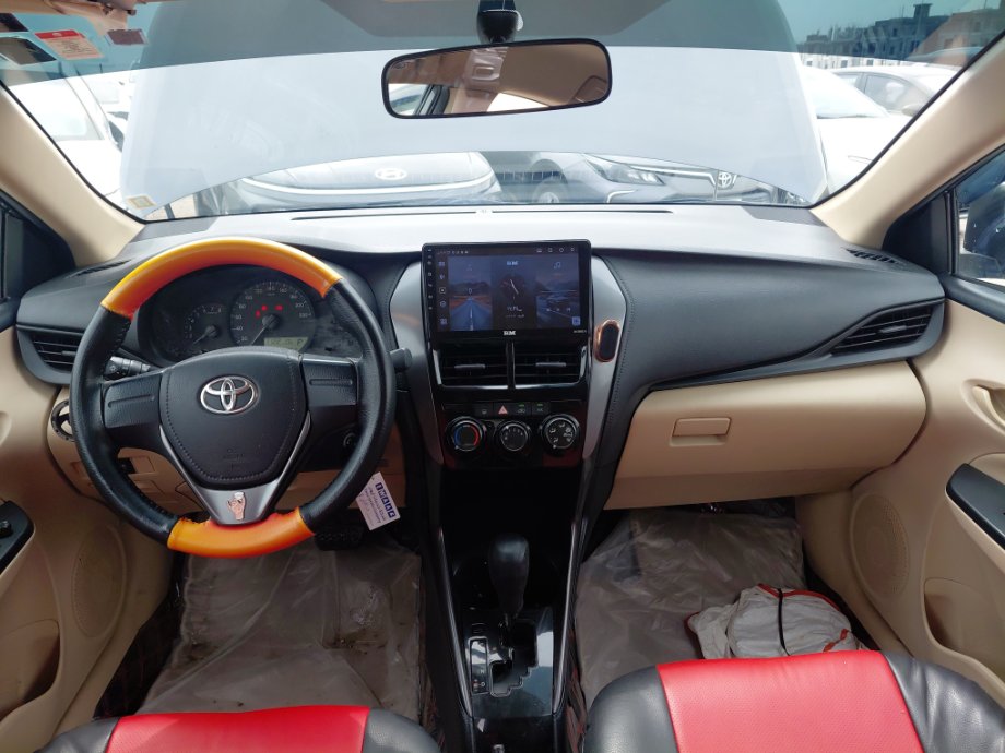 Toyota Yaris Y PLUS 2021 image