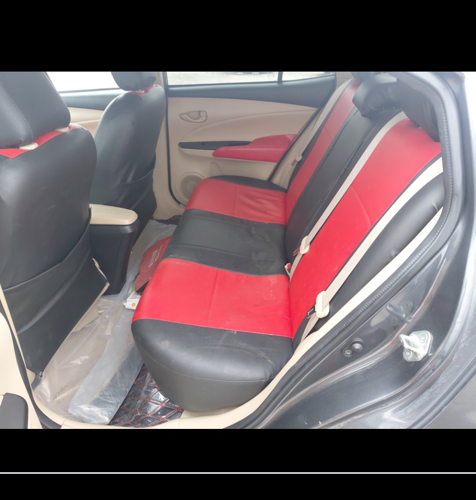 Toyota Yaris Y PLUS 2021 image