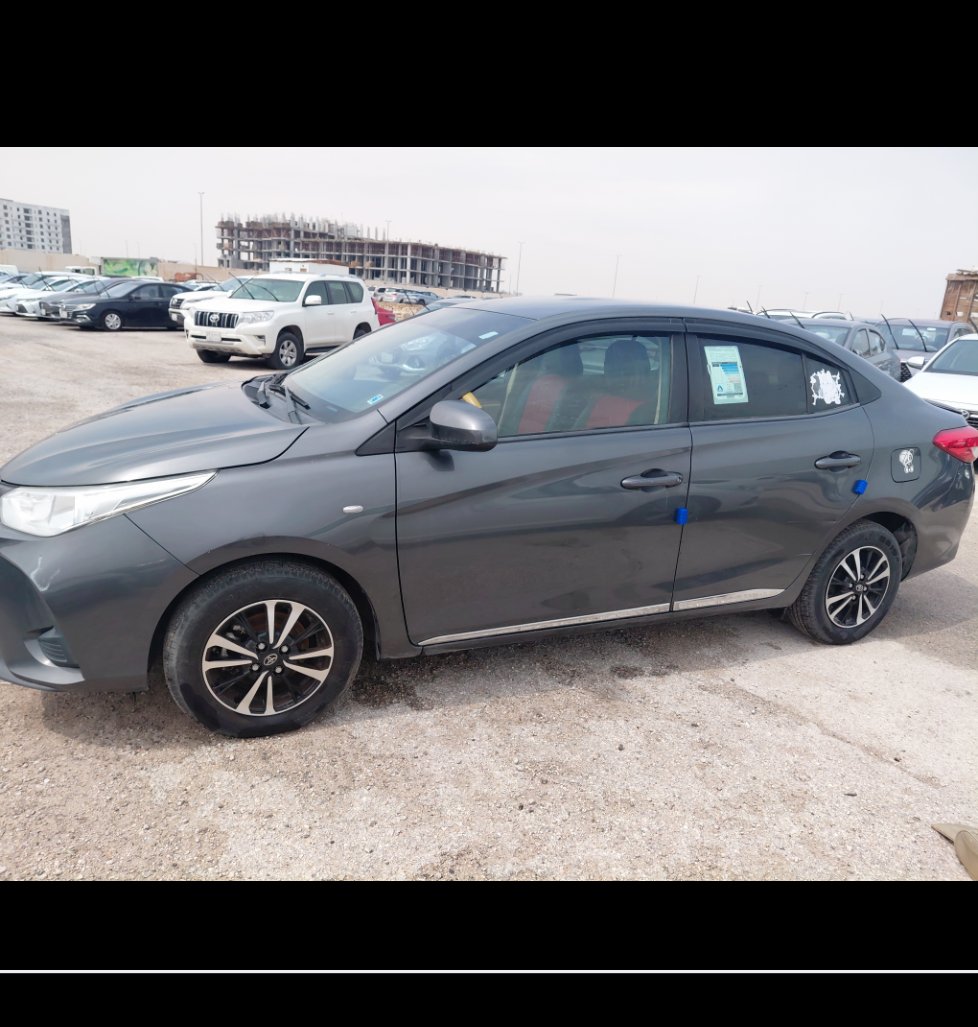 Toyota Yaris Y PLUS 2021 image