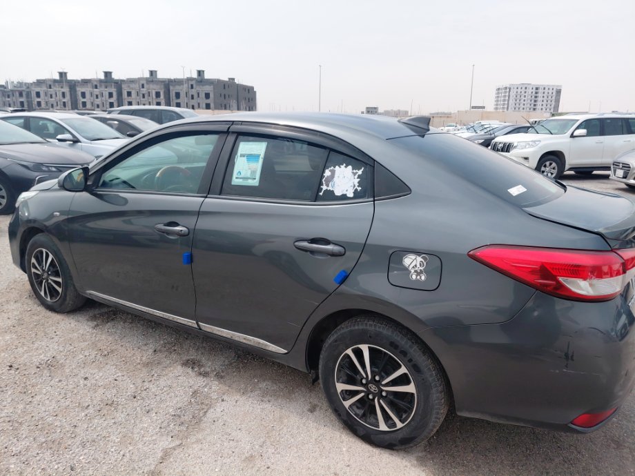 Toyota Yaris Y PLUS 2021 image