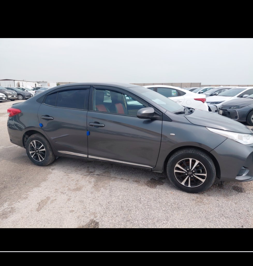 Toyota Yaris Y PLUS 2021 image
