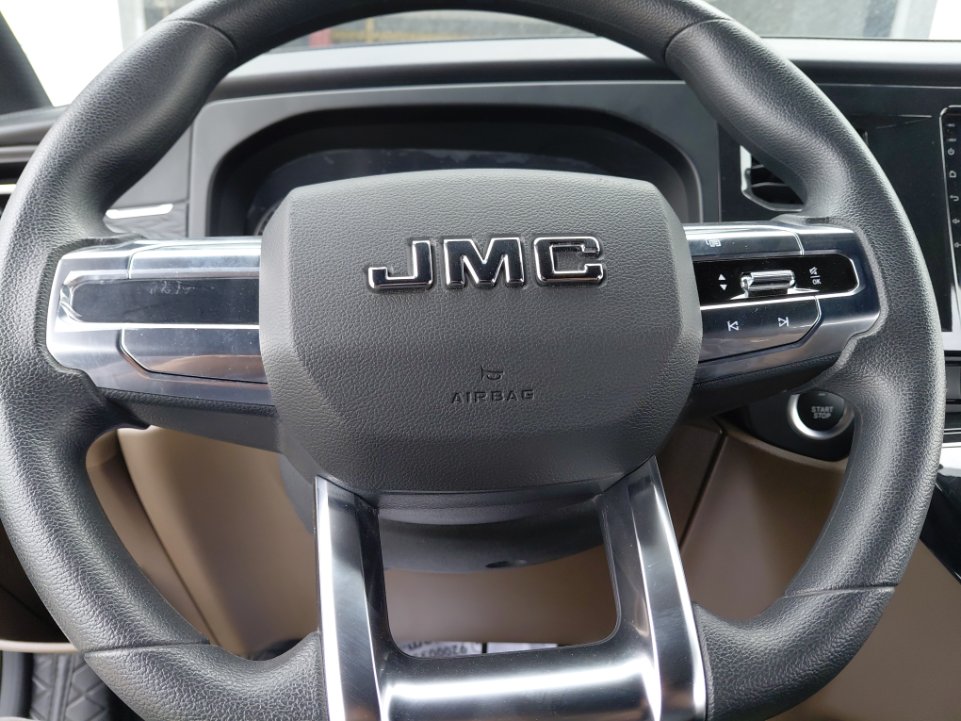 جا ام سي تورينج  2026 image