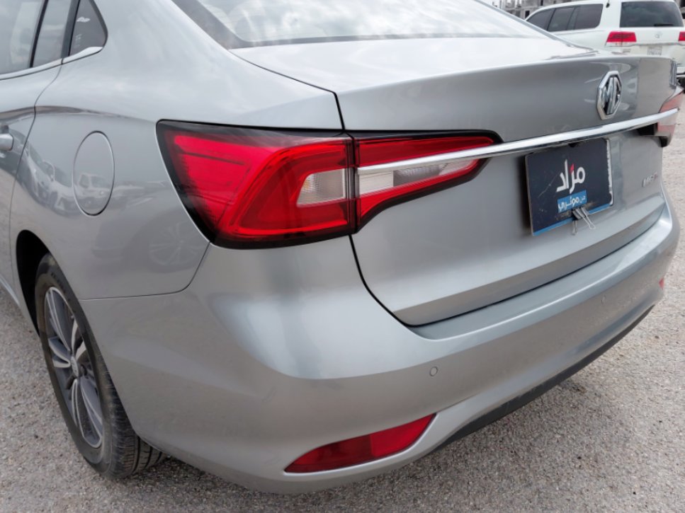 إم جي 5 LUX 2023 image