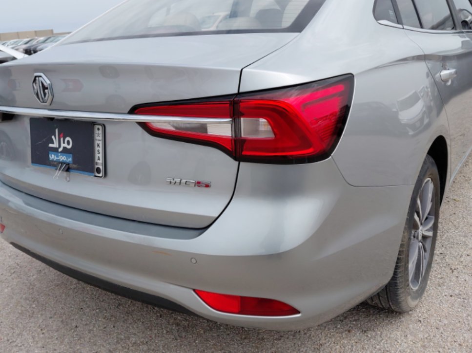 إم جي 5 LUX 2023 image