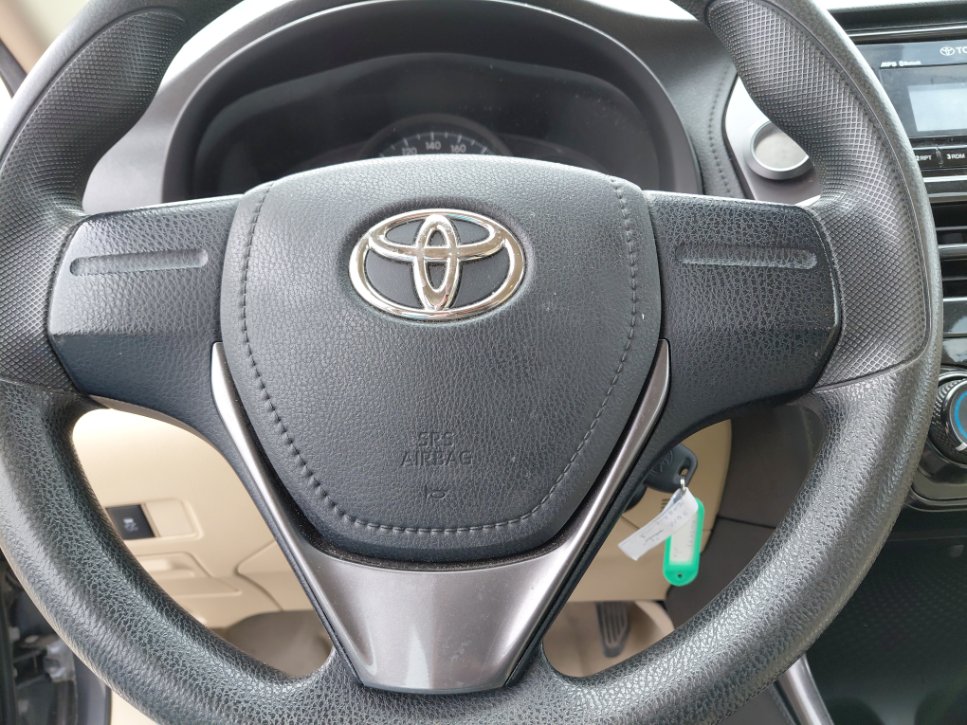 تويوتا يارس Y 2022 image