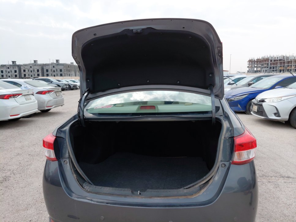 تويوتا يارس Y 2022 image