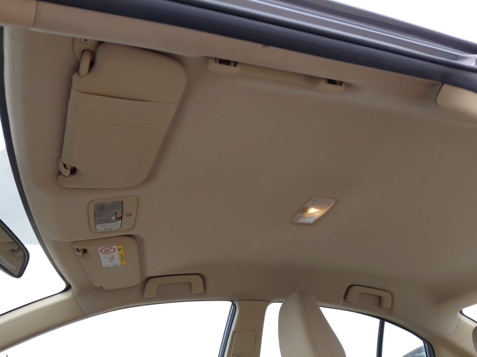 تويوتا يارس Y 2022 image