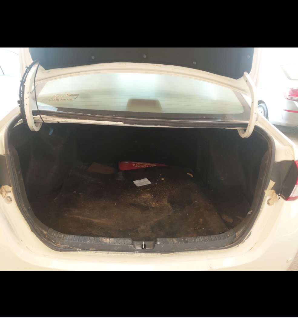 Toyota Yaris  Y  2019 image