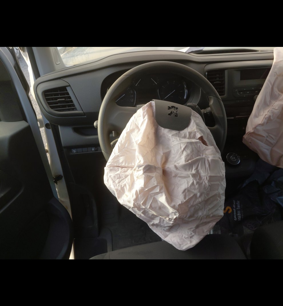 بيجو اكسبرت فان  2024 image