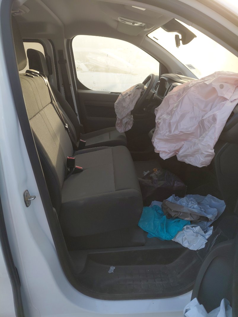 بيجو اكسبرت فان  2024 image