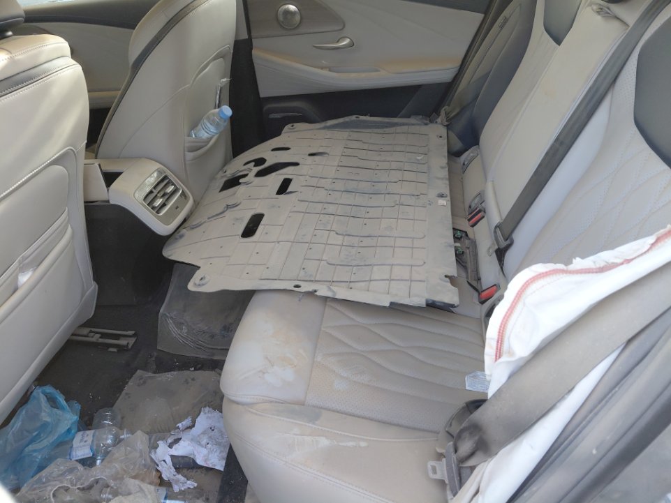 شيري اريزو 8 برو  2024 image