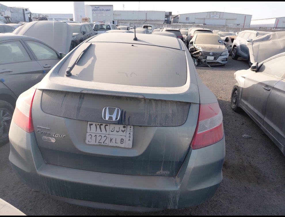 هوندا أكورد كروستور   2011 image