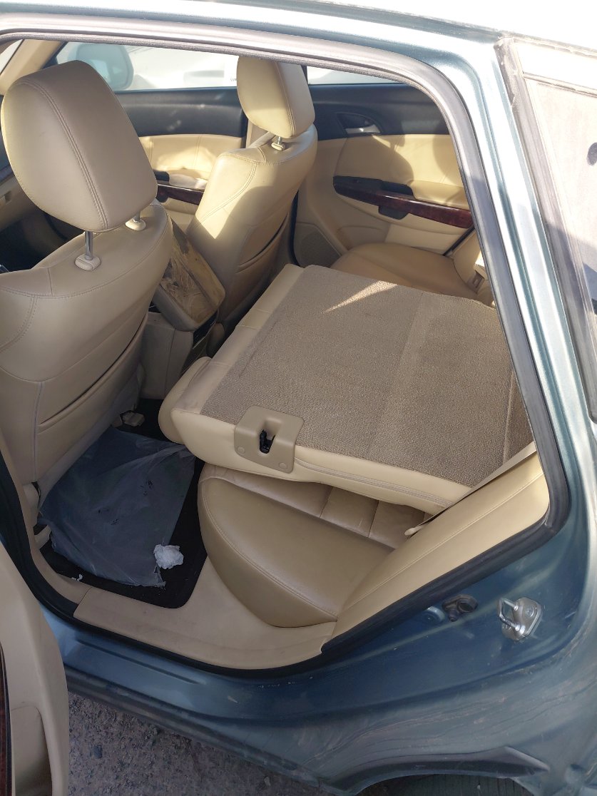 هوندا أكورد كروستور   2011 image