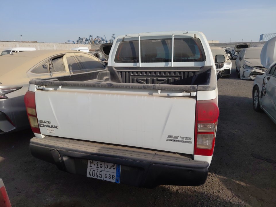 ايسوزو ديماكس  2021 image