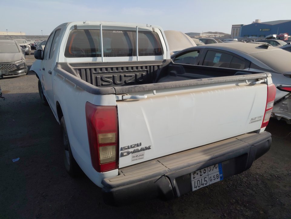 ايسوزو ديماكس  2021 image