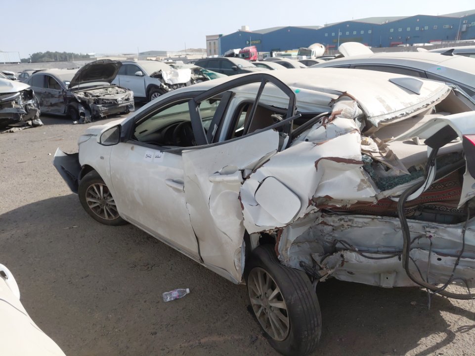 تويوتا يارس إسقاط لوحات  2020 image