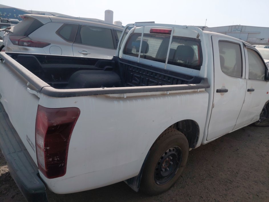 ايسوزو ديماكس  2023 image