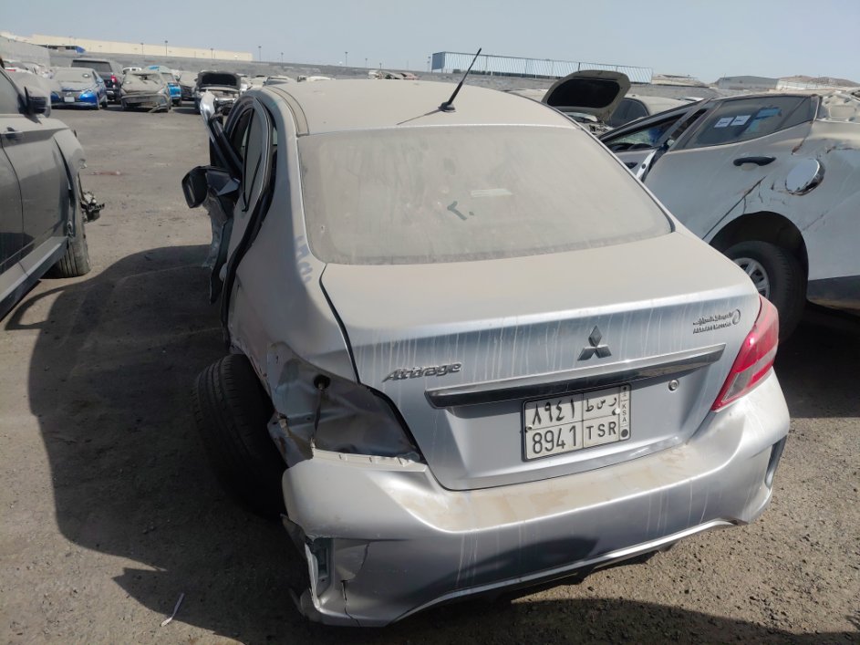 ميتسوبيشي أتراج  2023 image