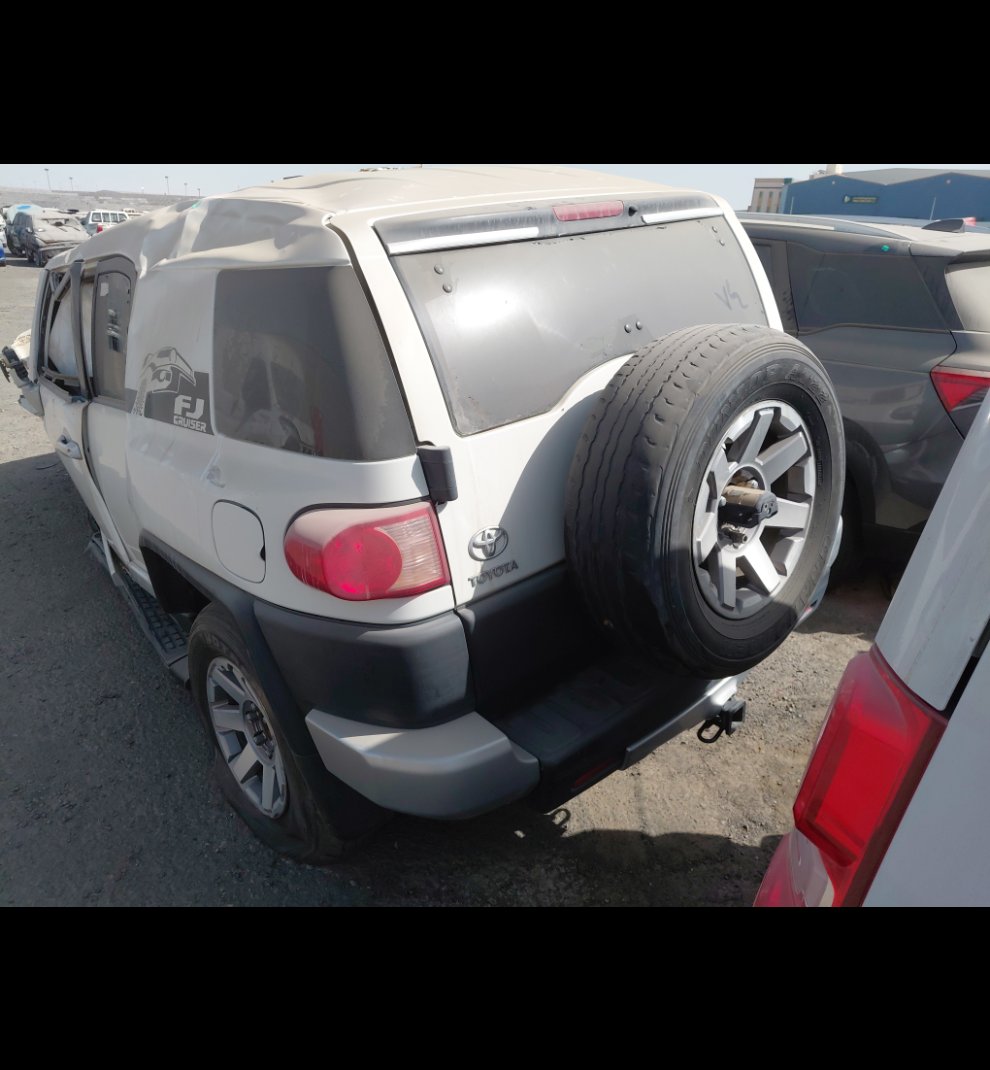 تويوتا إف جي كروزر  2022 image