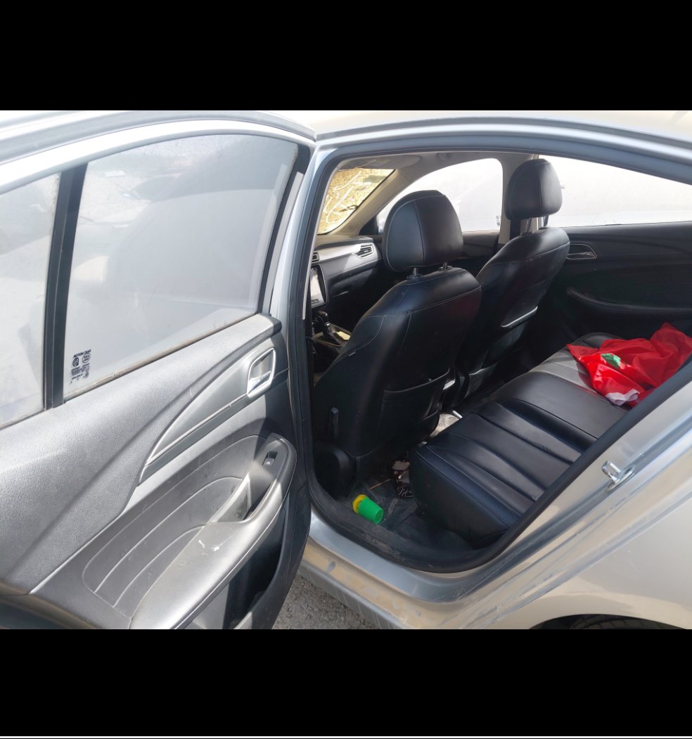 إم جي 5  2022 image