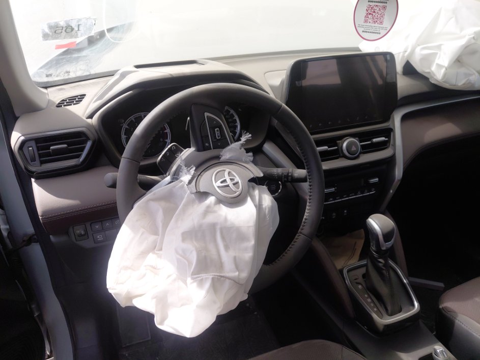 تويوتا اوربان كروز  2025 image