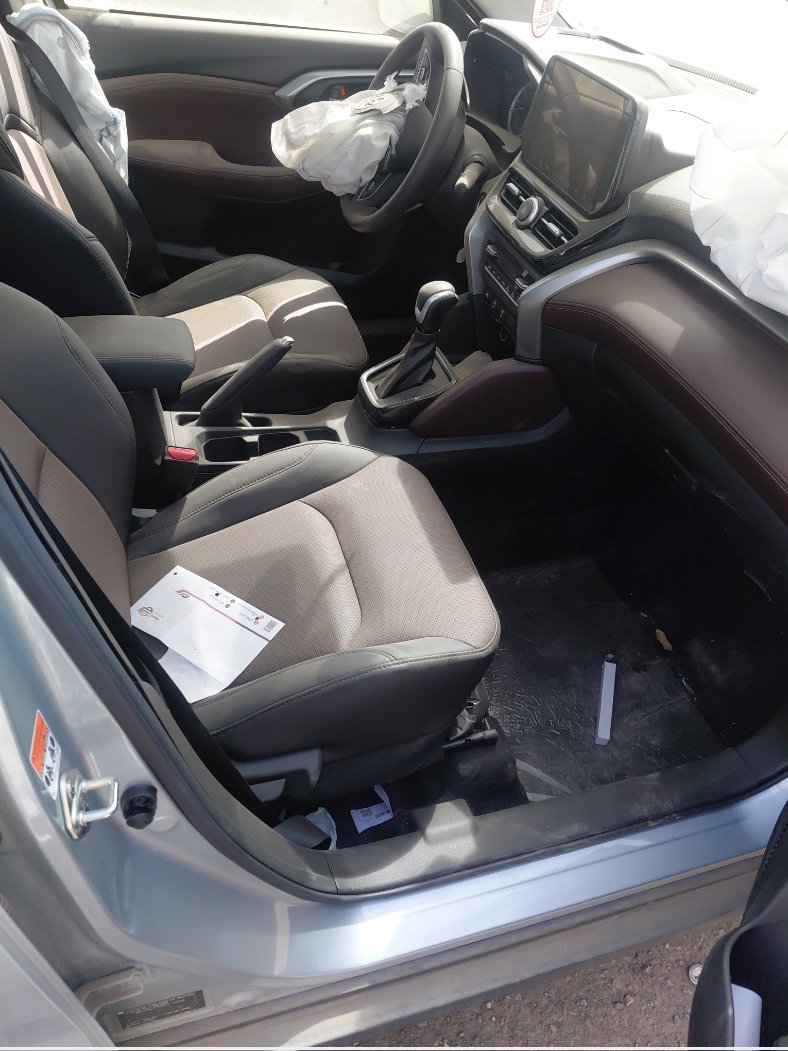 تويوتا اوربان كروز  2025 image