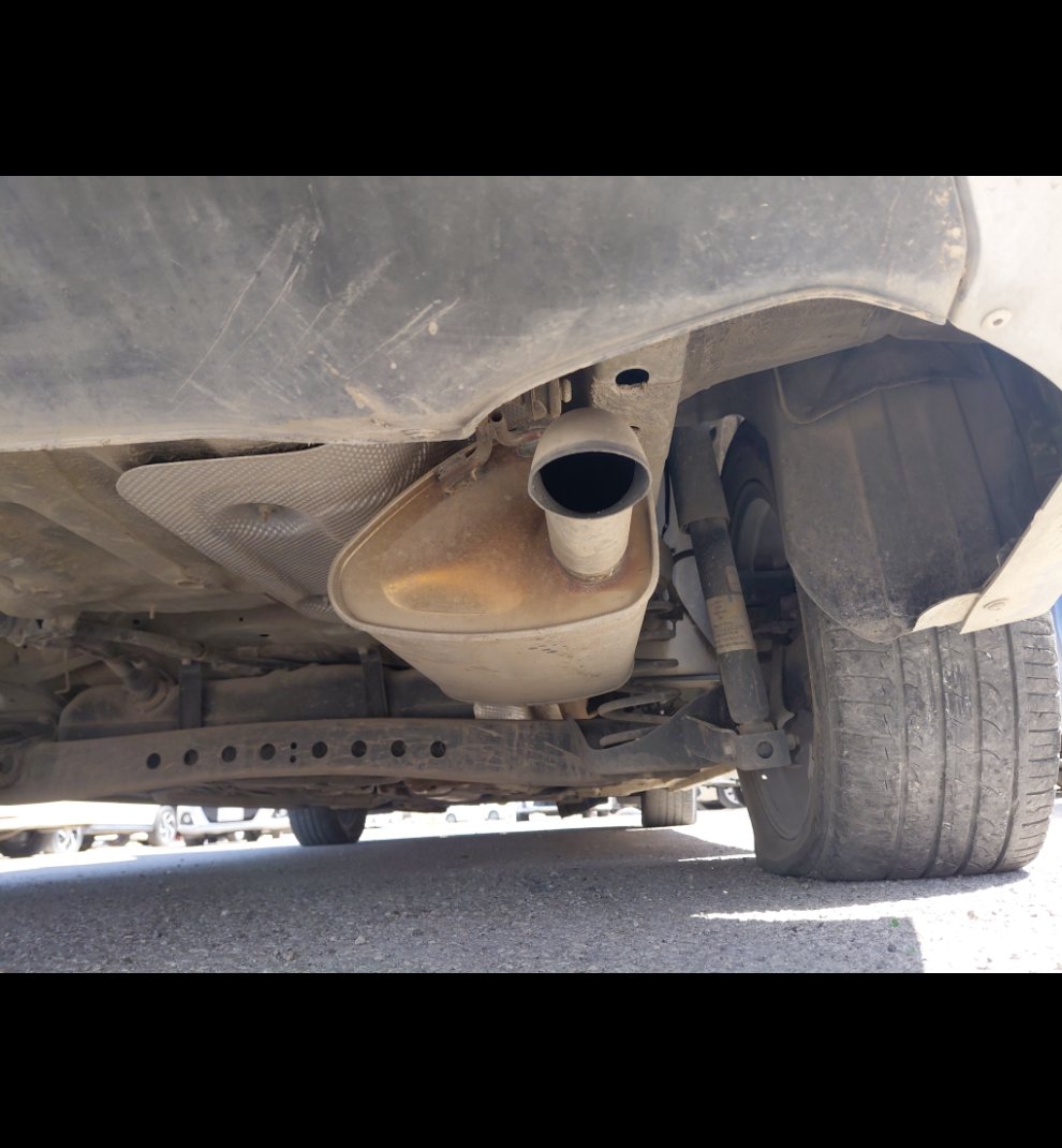 إم جي 5 لوكس 2023 image