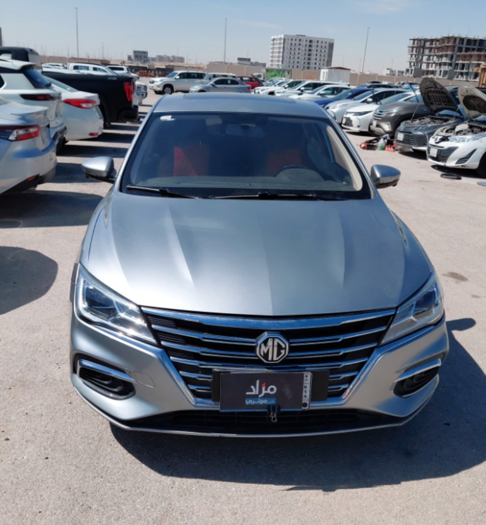 إم جي 5 لوكس 2023