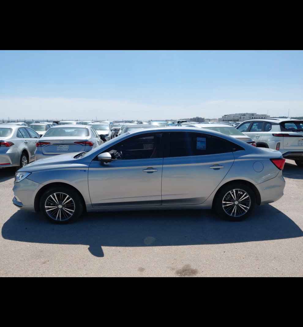 إم جي 5 لوكس 2023 image