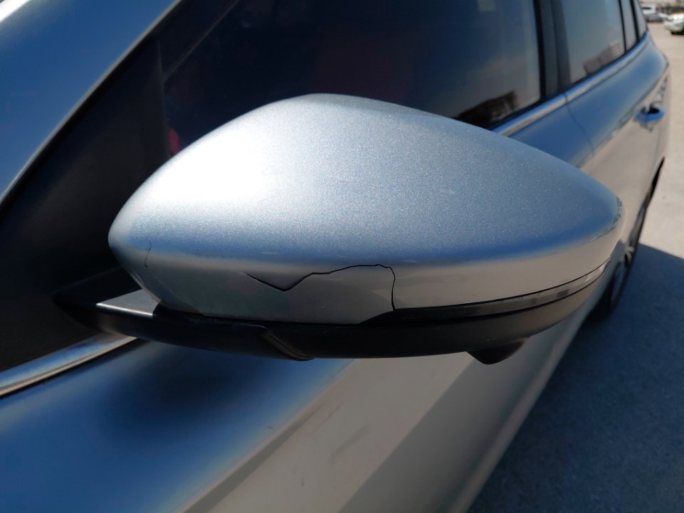 إم جي 5 لوكس 2023 image