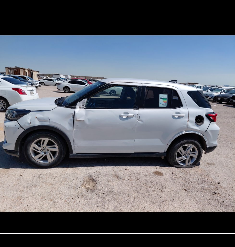 Toyota RAIZE XLE  2024 image