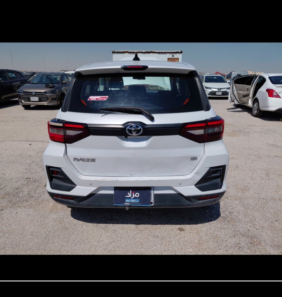 Toyota RAIZE XLE  2024 image