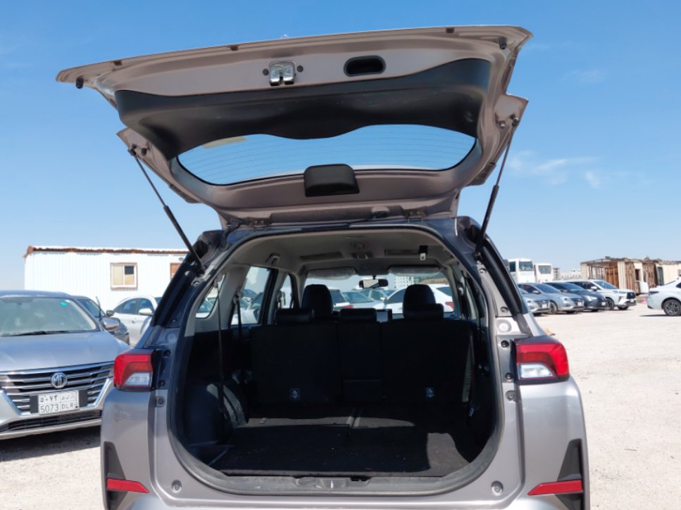 Toyota VELOZ GLX 2024 image