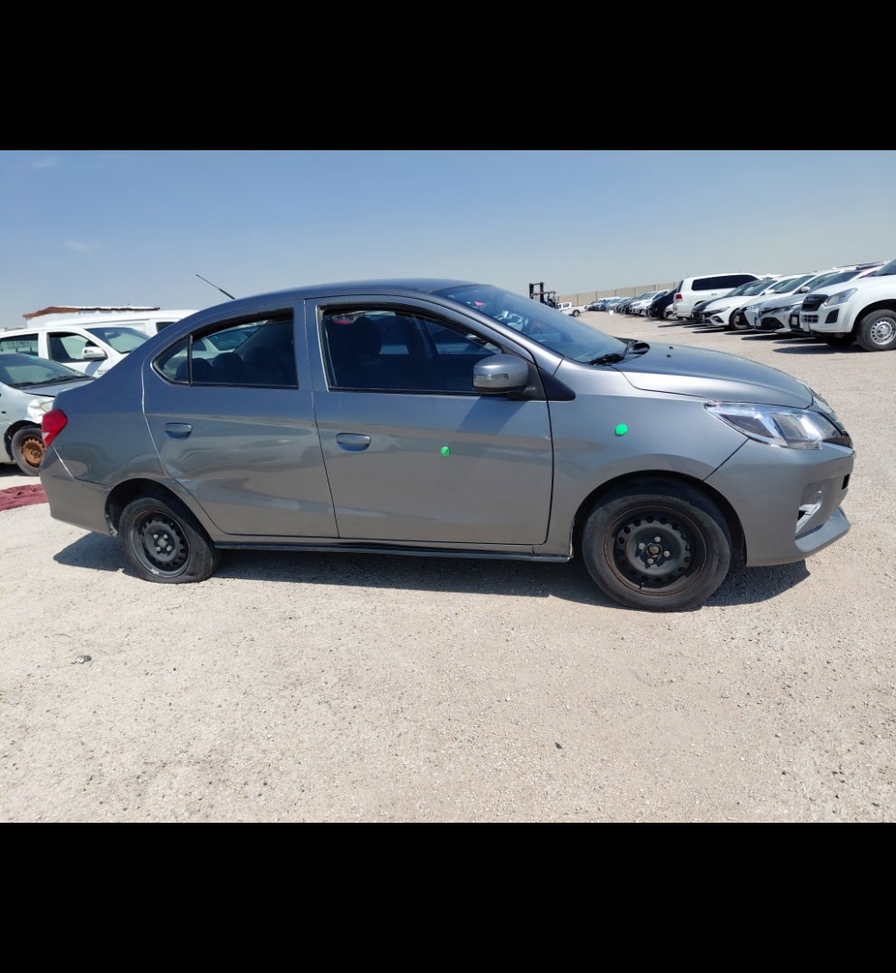 Mitsubishi Attrage ديلوكس 2023 image