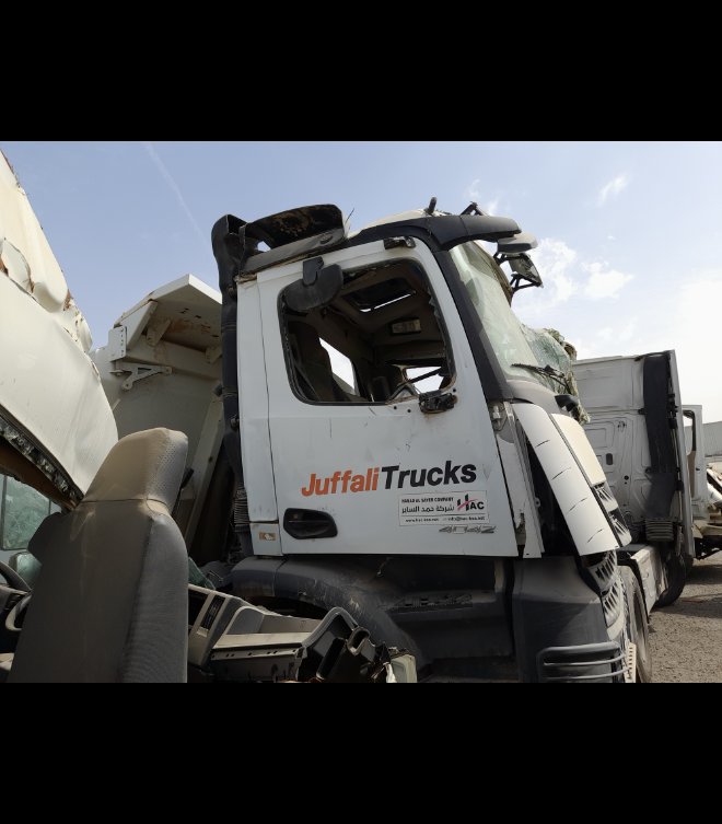 مرسيدس AROCS  2023 image