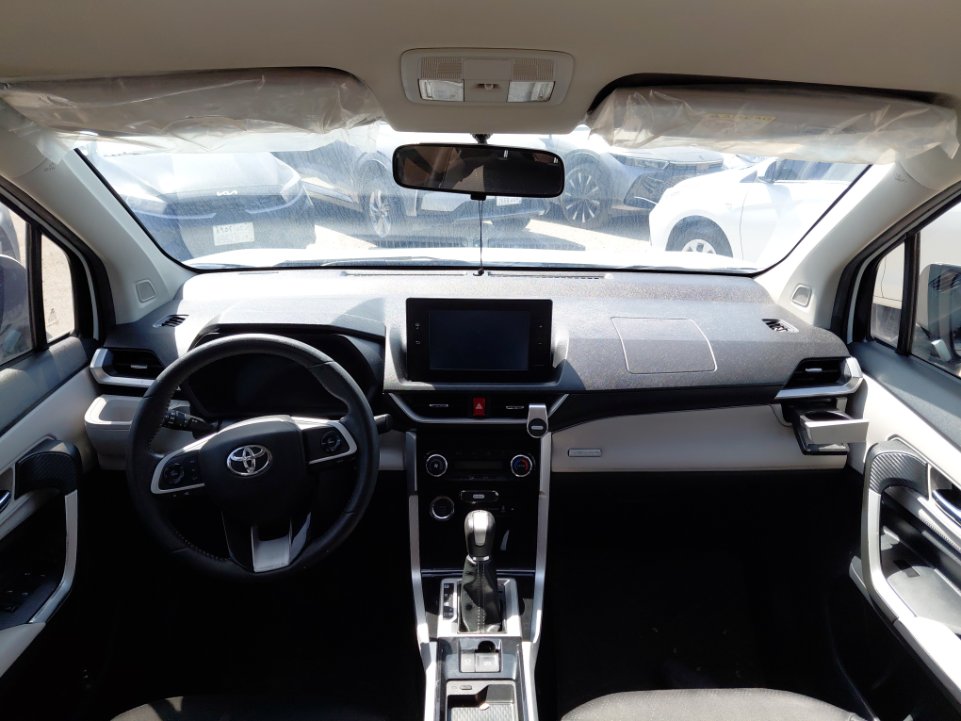 Toyota VELOZ GLX 2024 image