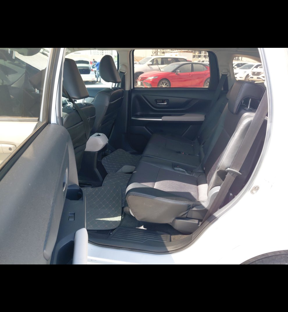 Toyota VELOZ GLX 2024 image