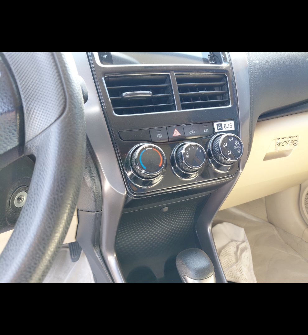 Toyota Yaris Y FLT  2022 image