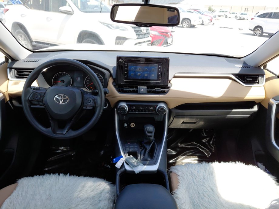 Toyota RAV4 XLE SPORT  2022 image